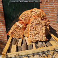 Aanmaakhout combideal 4+1 gratis 20 kg | Droog & gekloofd – Haardhout Heusden